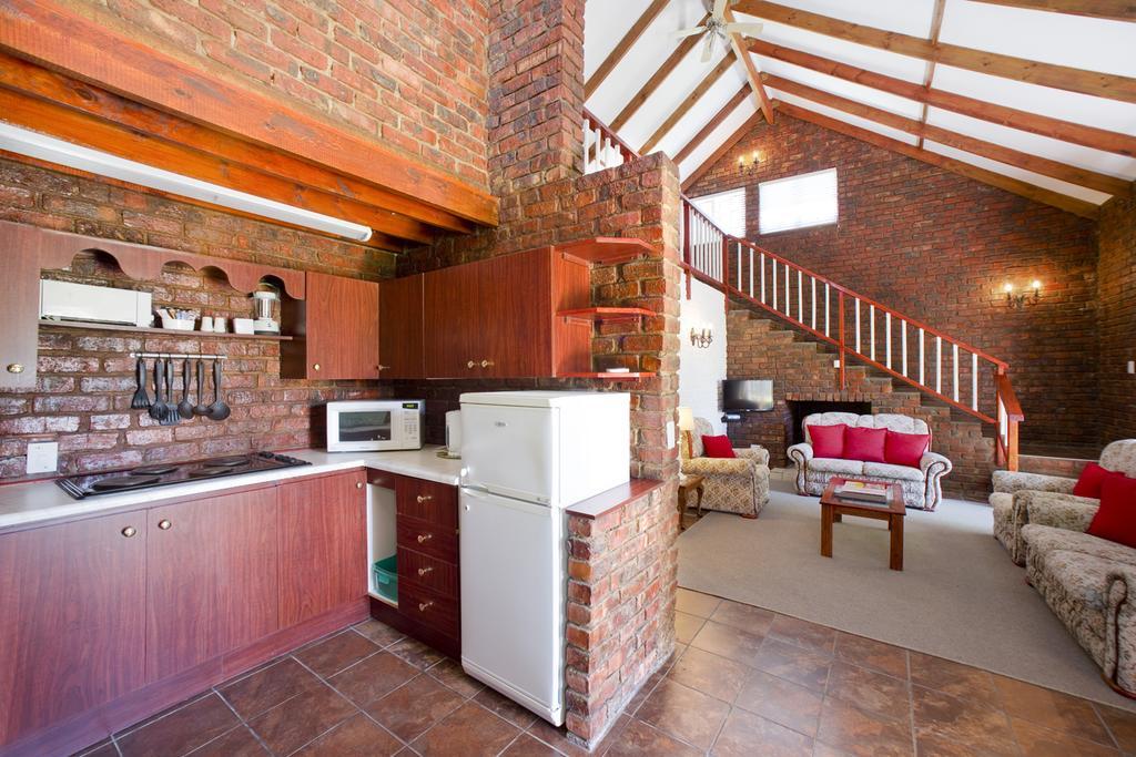 Swallows Nest Country Cottages Stormsrivier Exteriör bild