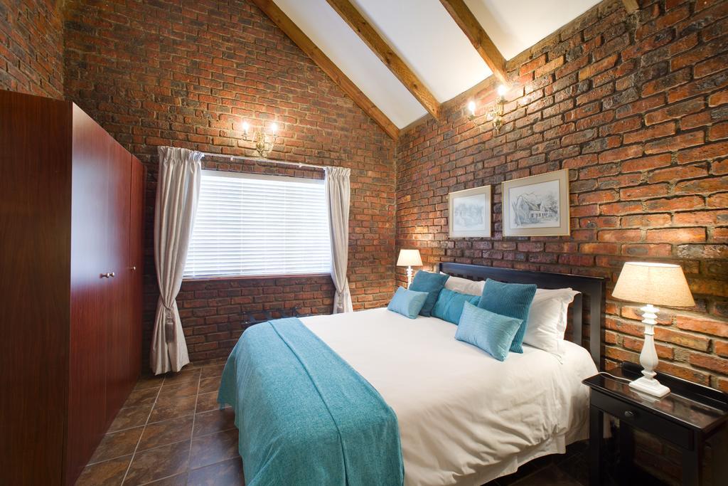 Swallows Nest Country Cottages Stormsrivier Rum bild
