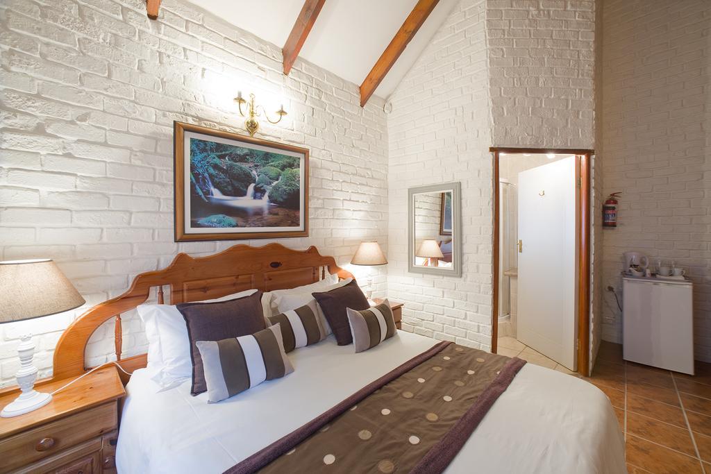Swallows Nest Country Cottages Stormsrivier Rum bild