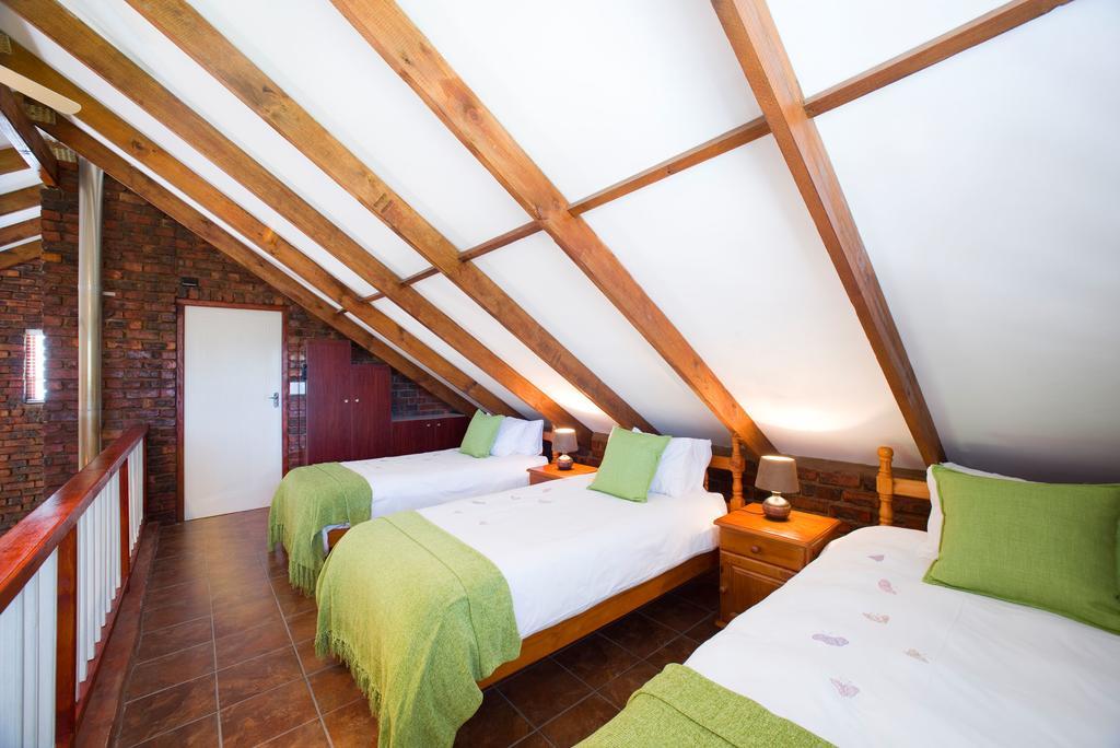 Swallows Nest Country Cottages Stormsrivier Exteriör bild
