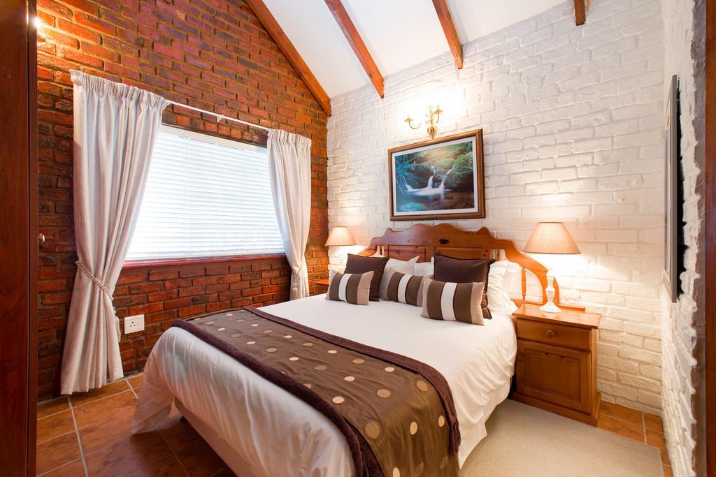 Swallows Nest Country Cottages Stormsrivier Rum bild